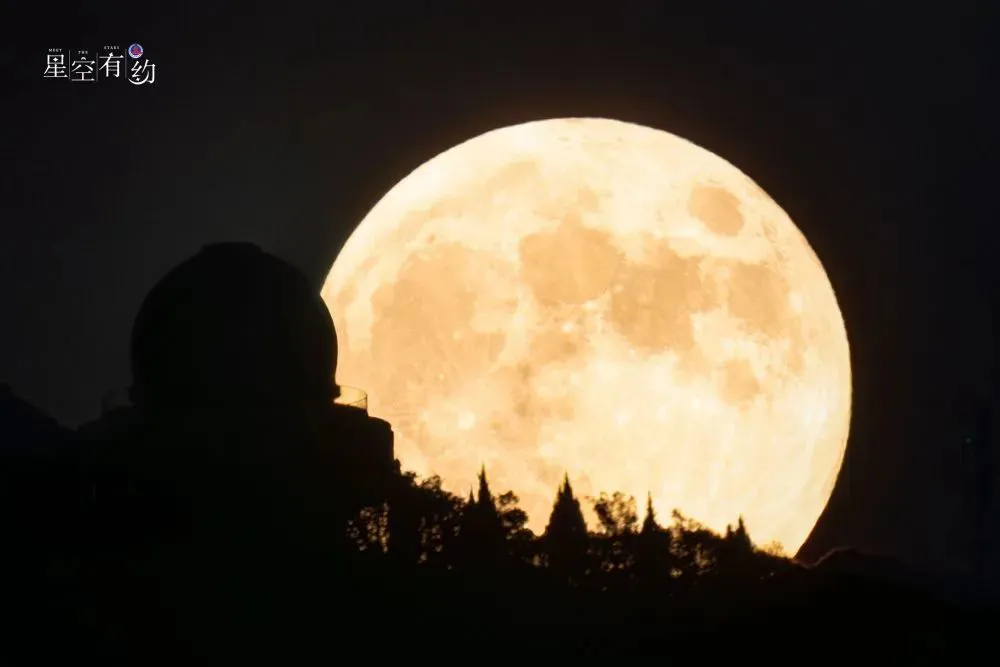 “超级月亮”,准备观赏(图4) 当中秋遇上“超级月亮”,会擦出怎样的火花?(图3)