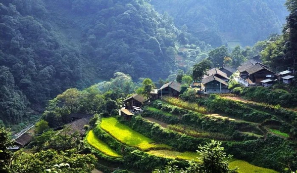 保靖夯沙吕洞村VR全景