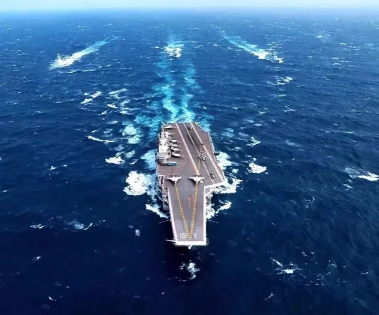 卫我中华，海空在召唤(图1)