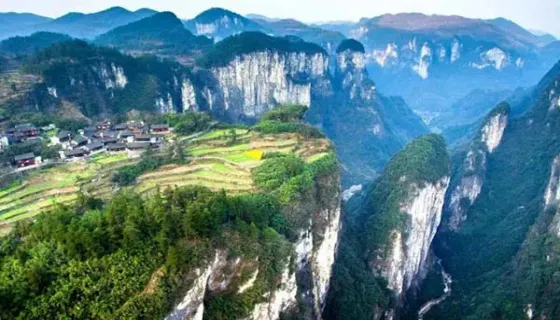 吉斗苗寨VR全景——雄鹰背上的苗寨