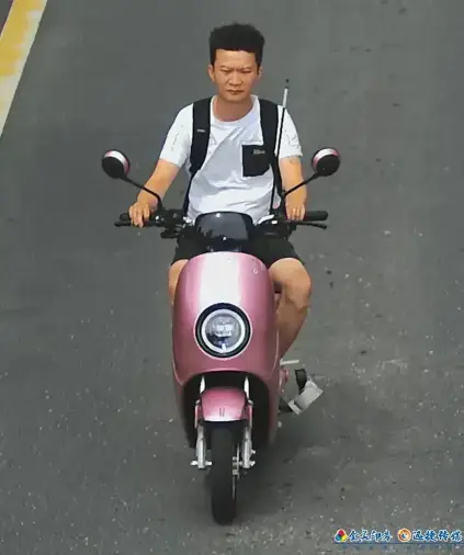 【不文明行为曝光台】第十六期摩托车、电动车不文明行为抓拍(图1) 【不文明行为曝光台】第十六期摩托车、电动车不文明行为抓拍(图1)