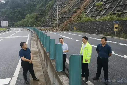 湘西州交通运输系统积极开展防汛抗灾工作(图1)